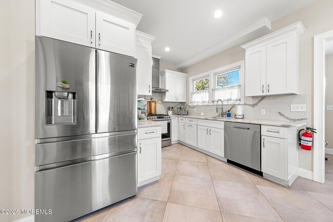 Building Photo - 701 Asbury Ave