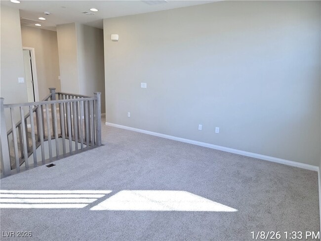 Building Photo - 299 Stradella Pl