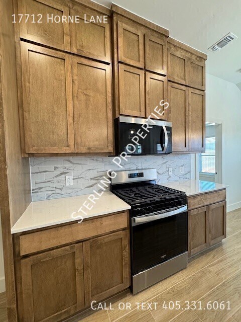 Building Photo - 17712 Horne Ln