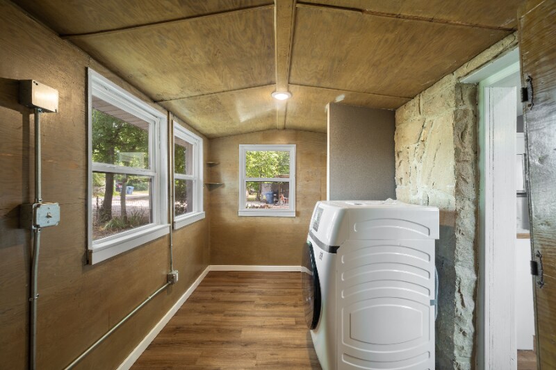 Building Photo - 2118 S Jackson Ave