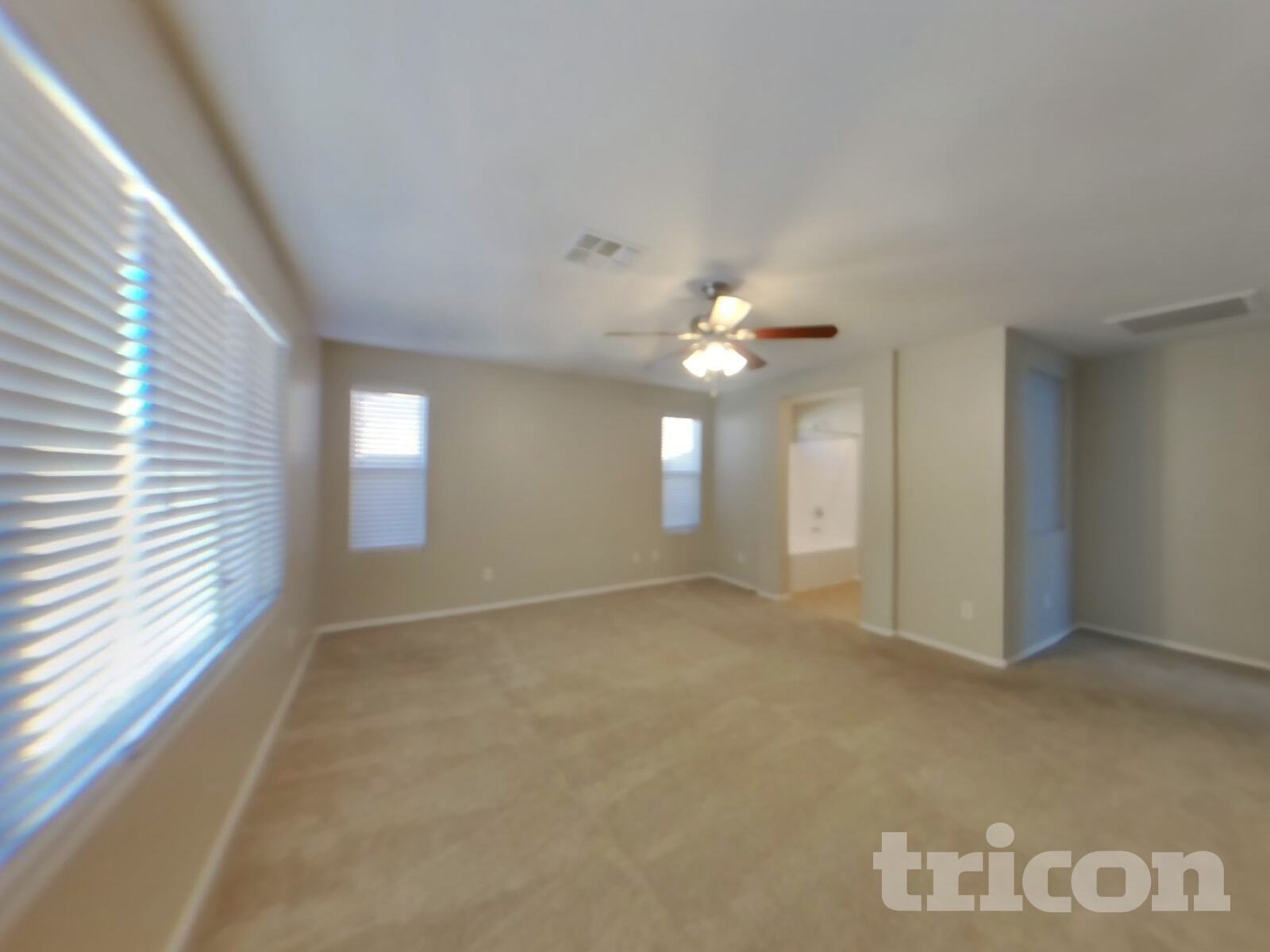 Building Photo - 1502 E Mayfield Dr