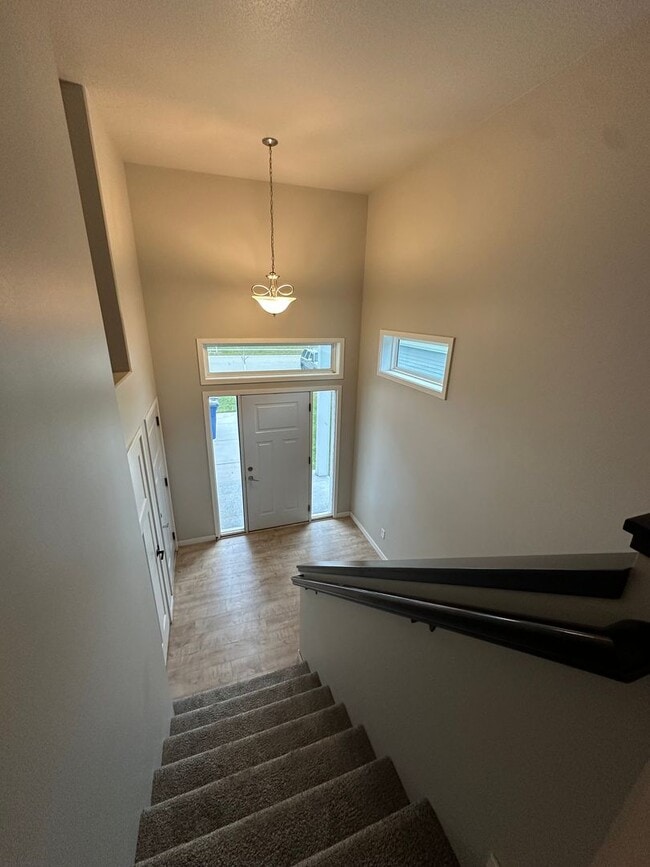 Building Photo - 3226 31st St S