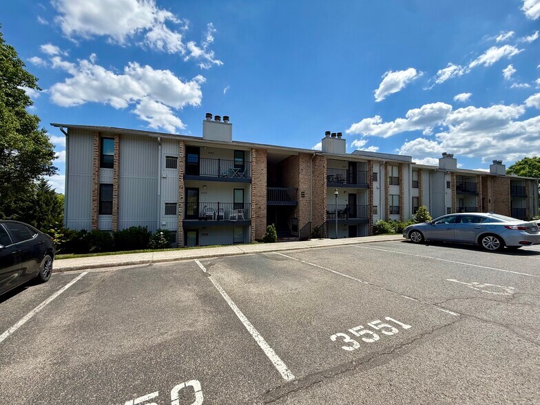 Building Photo - 3551 Timberline Trl