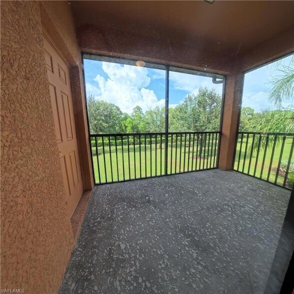 Building Photo - 3772 Pino Vista Way
