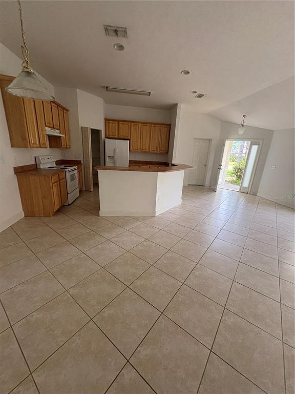 Building Photo - 61 Buttonworth Dr