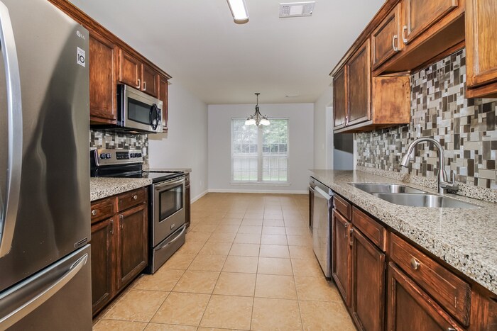 Building Photo - 362 Meadow Creek Dr