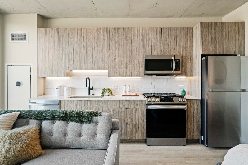 Building Photo - 4693 N Broadway