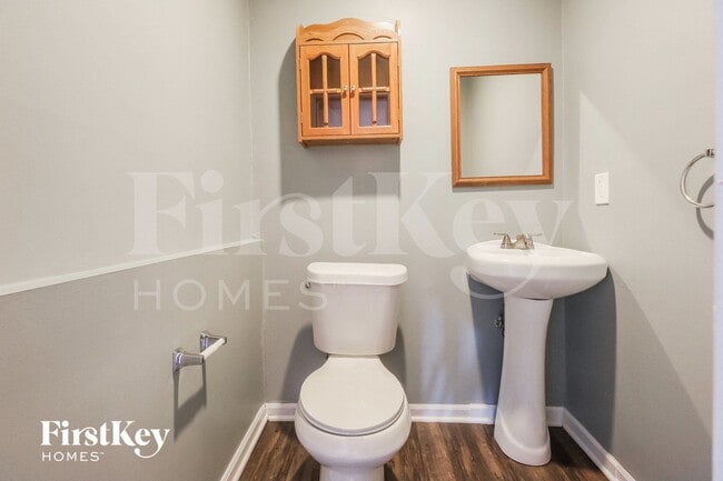 Building Photo - 146 NW 101 St