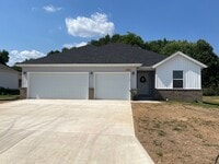 Building Photo - Beautiful 3 Bedroom Home in Republic, MO