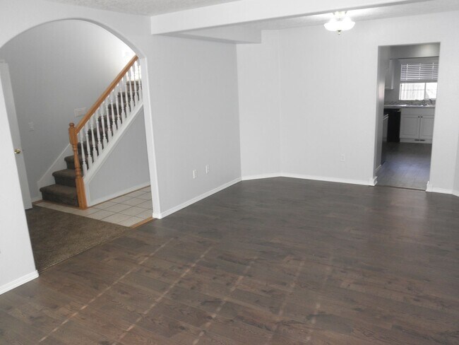 Building Photo - Updated