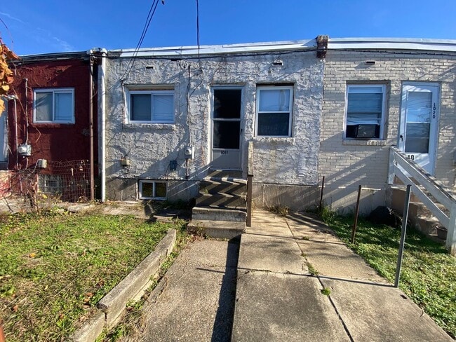 Building Photo - Charming 2-Bedroom Row Home in Sharon Hill