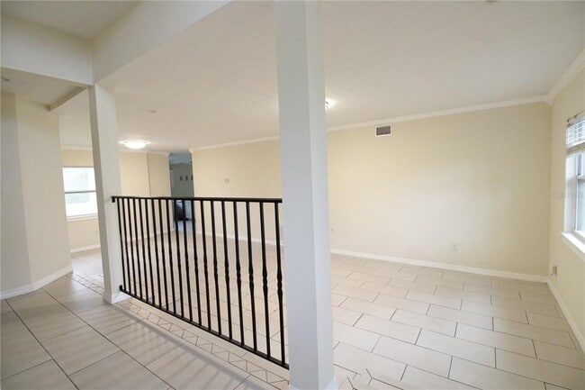 Building Photo - 10907 SW 24th Ave