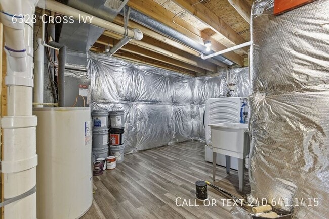 Building Photo - 6328 Cross Ivy Rd