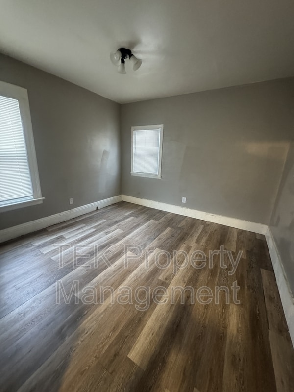 Building Photo - 215-217 Emerson Street