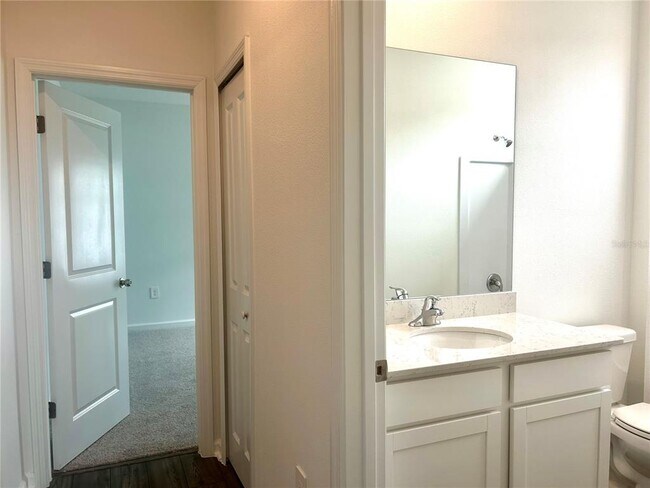 Building Photo - 4611 SW 83rd Lp