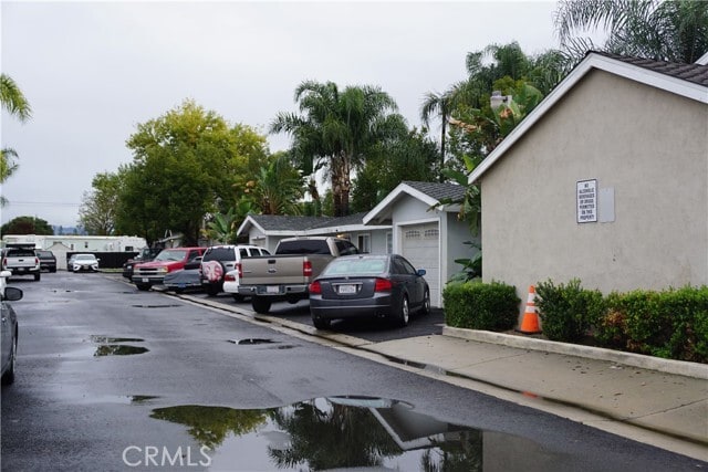 Building Photo - 10553 Poplar St