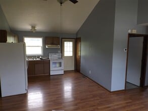 Building Photo - 1226 IN-67