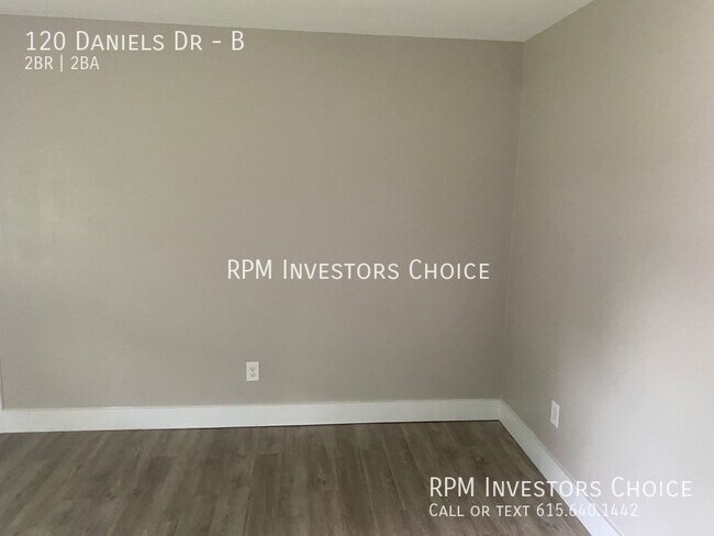 Building Photo - Lovely, modern 2bd/2ba near to Downtown Fr...