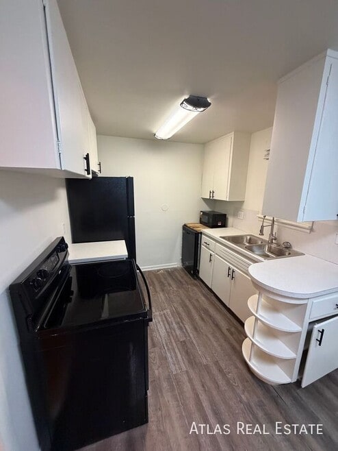 Building Photo - 5110 S Pearl St