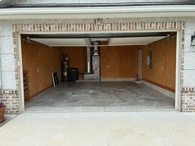 Building Photo - 116 Ryan Nicholas Dr