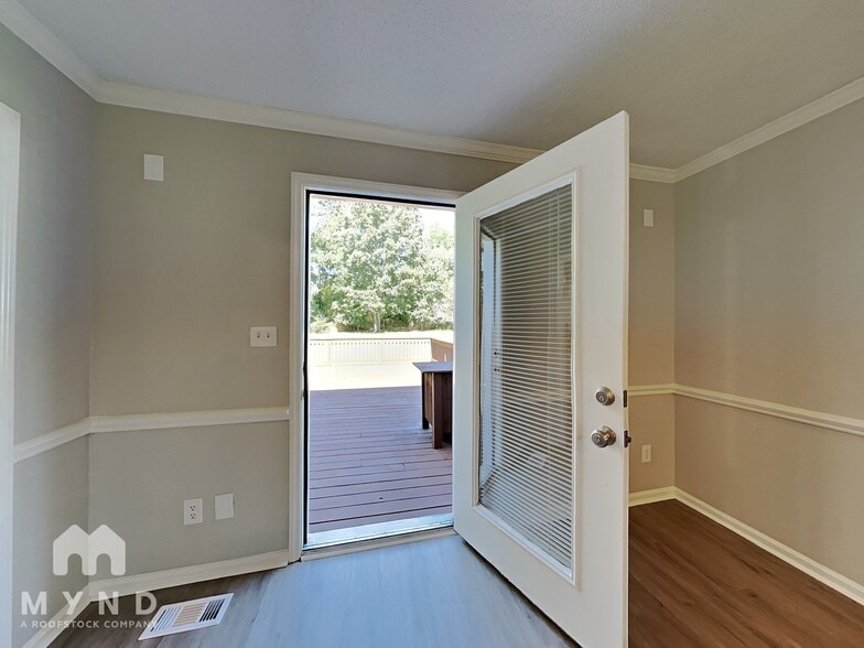 Building Photo - 9205 Meadow Sweet Ct