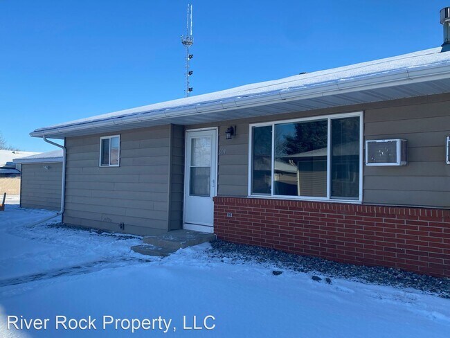 Primary Photo - 4 br, 2 bath House - 601 2nd Avenue West