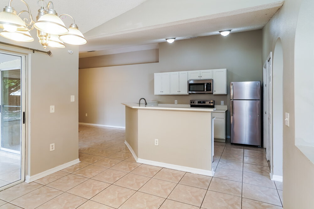 Building Photo - 5 Sequoia Way