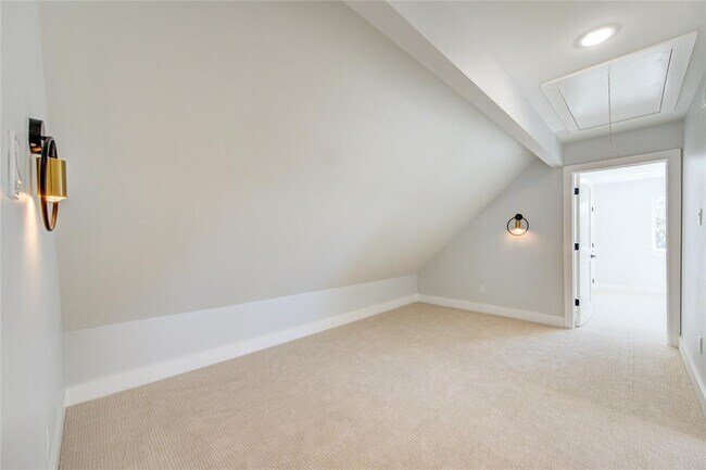 Building Photo - 1810 Eagle Falls Ct
