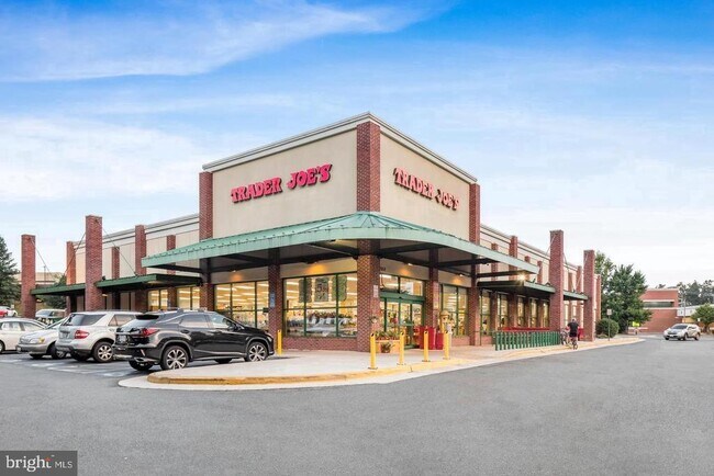 Building Photo - 1626 Bandit Loop