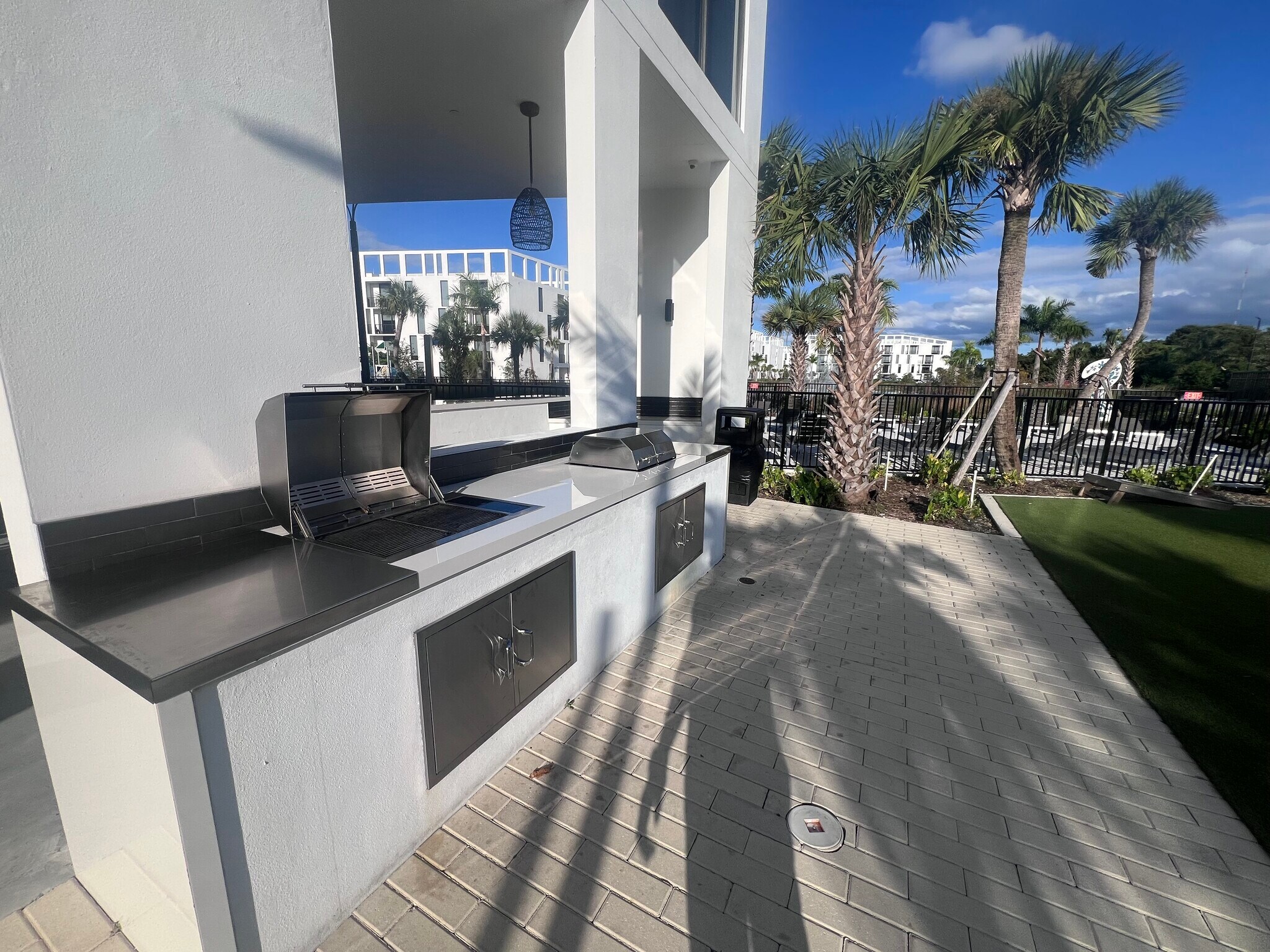 Building Photo - 20510 NW 21st Ave