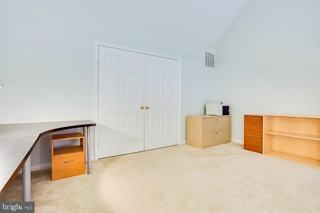 Building Photo - 12867 Mill House Ct