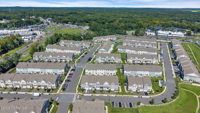 Building Photo - 22 Coburgh Dr