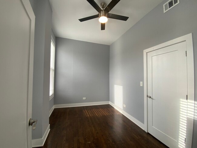 Building Photo - 3910 W Arthington St