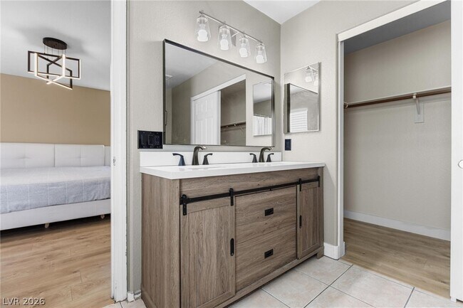 Building Photo - 3647 McMurty Ct