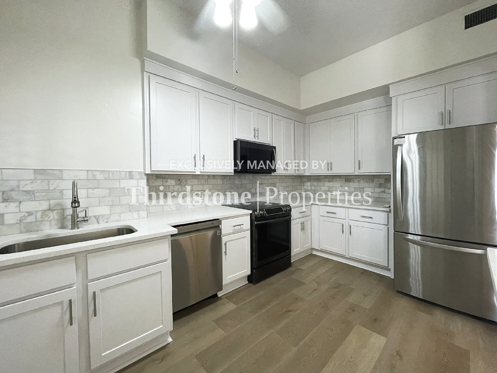 Building Photo - 1786 Challen Ave