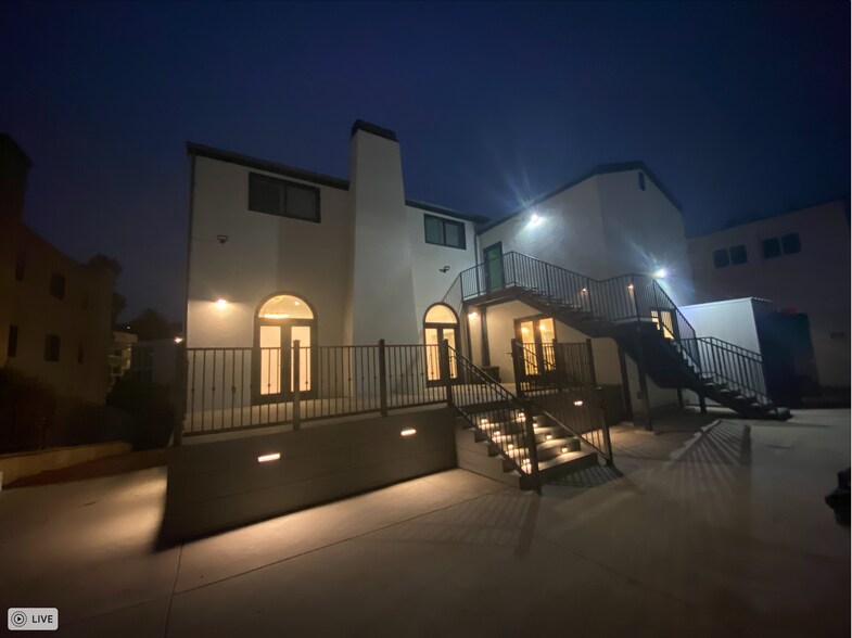 Building Photo - 626 Landfair Ave.