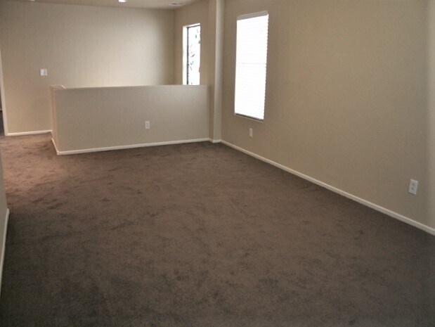 Building Photo - 11669 Elianto St