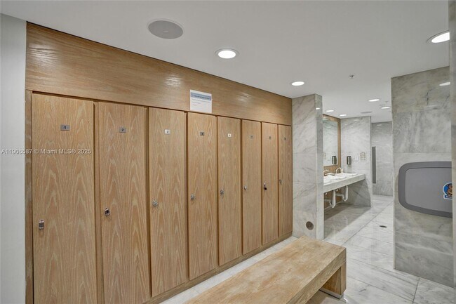 Building Photo - 400 Sunny Isles Blvd