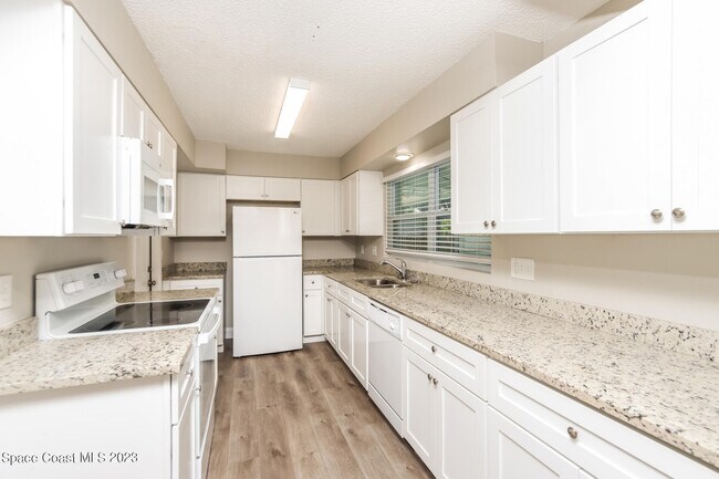 Building Photo - 1763 Fallon Blvd NE