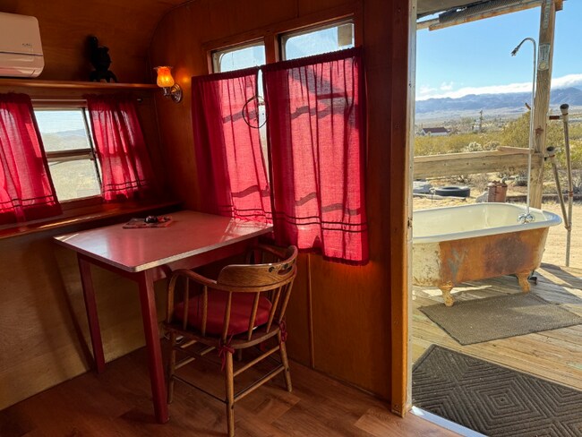 Building Photo - 888 Joshua Tree