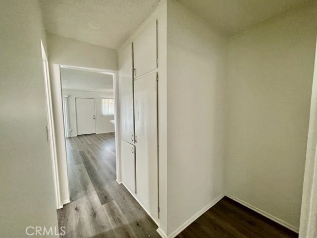 Building Photo - 685 E Vista Chino