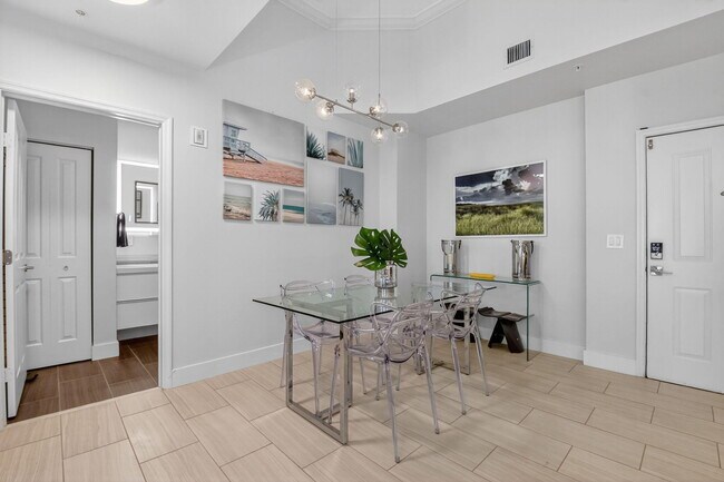 Building Photo - 600 S Dixie Hwy