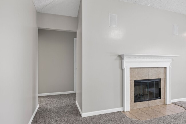 Building Photo - 115 Nandina Wy