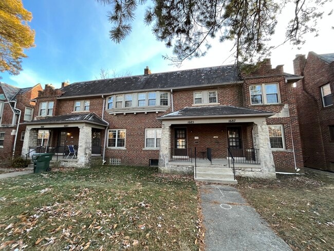 Building Photo - 1687 King Ave