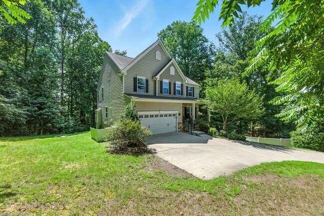 Building Photo - 8120 Fairmont Dr