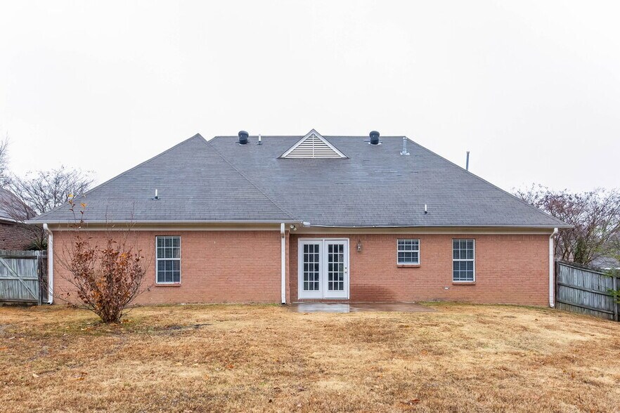 Building Photo - 1209 Pendulum Dr