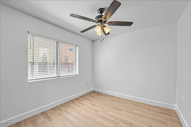Building Photo - 5207 Silverheart Ave