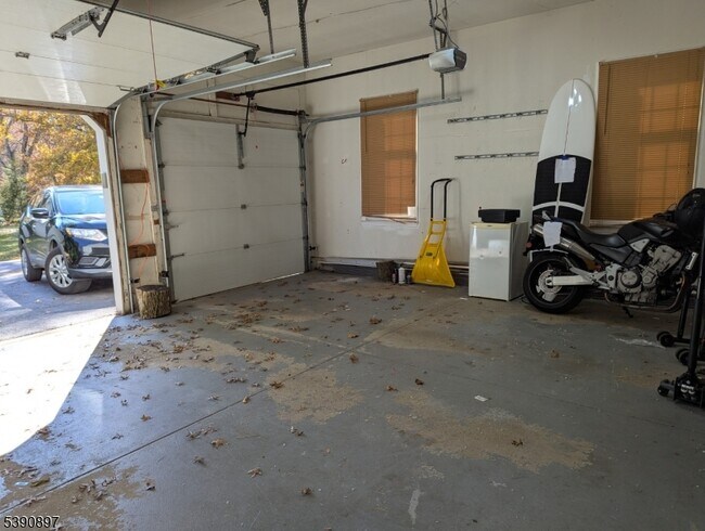 Building Photo - 25 St Andrews Dr