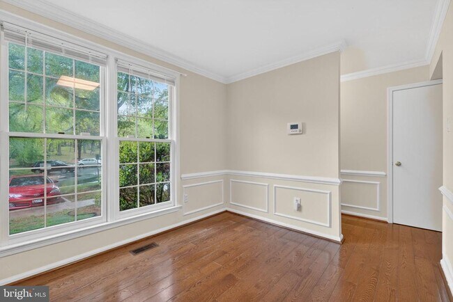 Building Photo - 3736 Angelton Ct