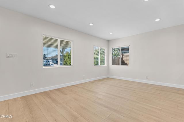 Building Photo - 7552 Bloomington Ave